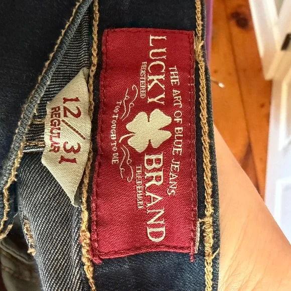 Lucky Brand Women's Deep Indigo Straight Leg Jeans - Picture 7 of 7